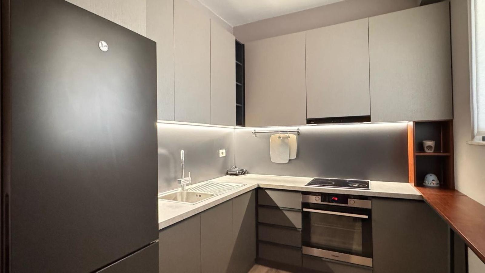 Ferienwohnung Terrace Flat In Heart Of Tirana Exterior foto