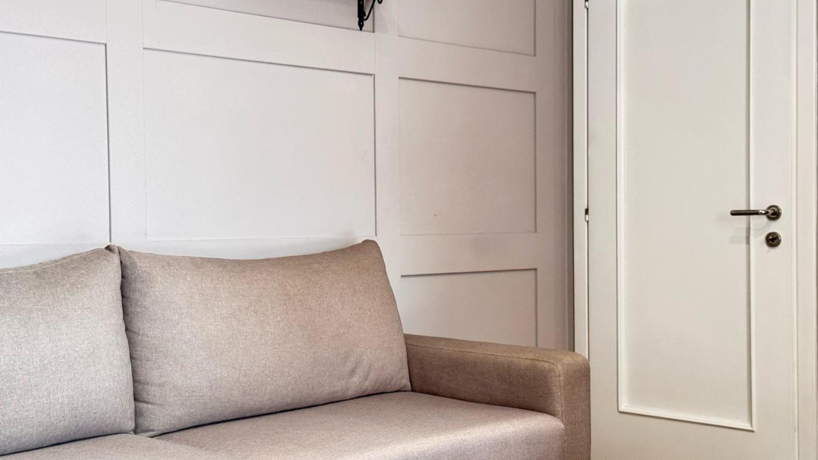 Ferienwohnung Terrace Flat In Heart Of Tirana Exterior foto
