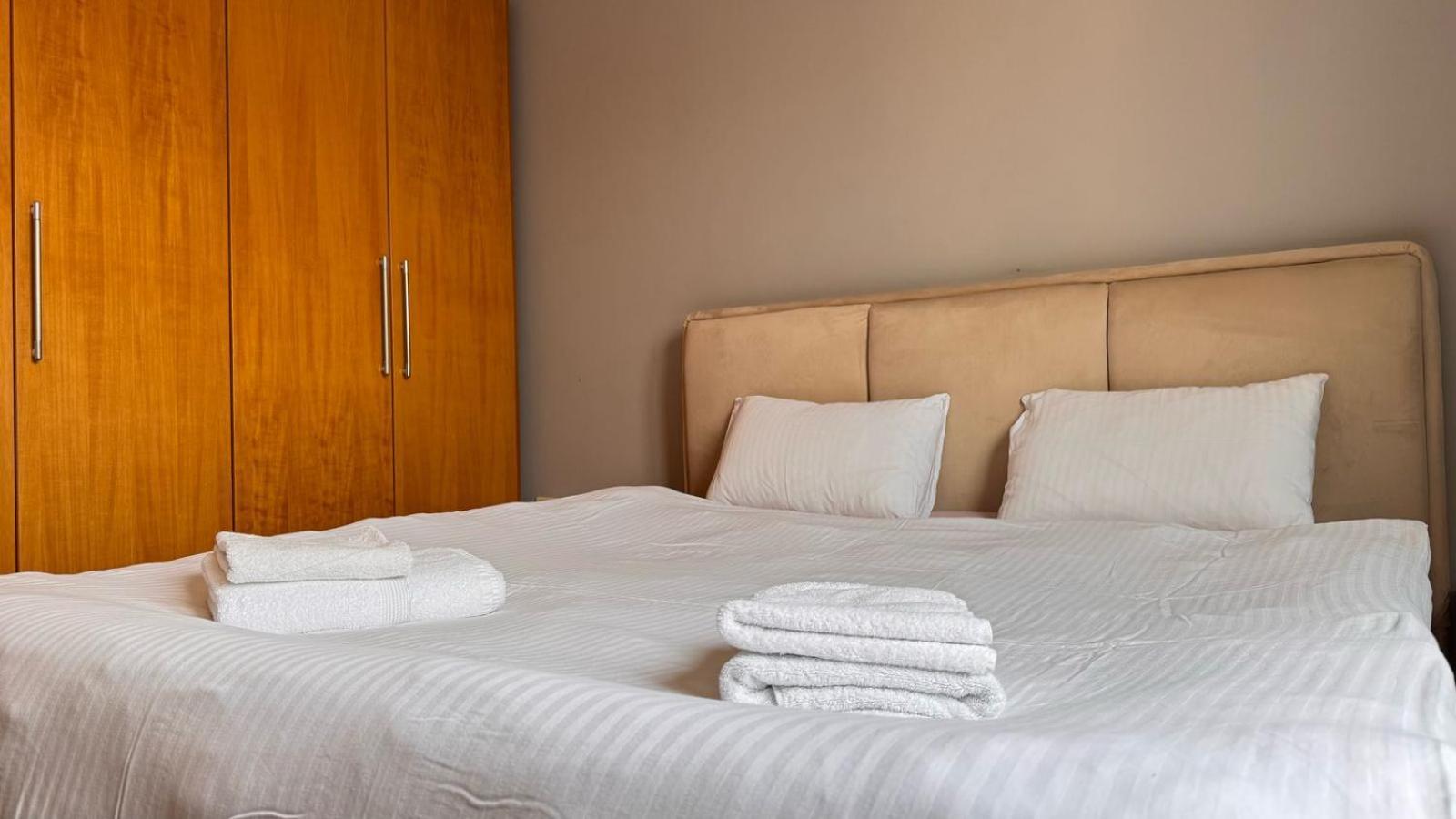 Ferienwohnung Terrace Flat In Heart Of Tirana Exterior foto